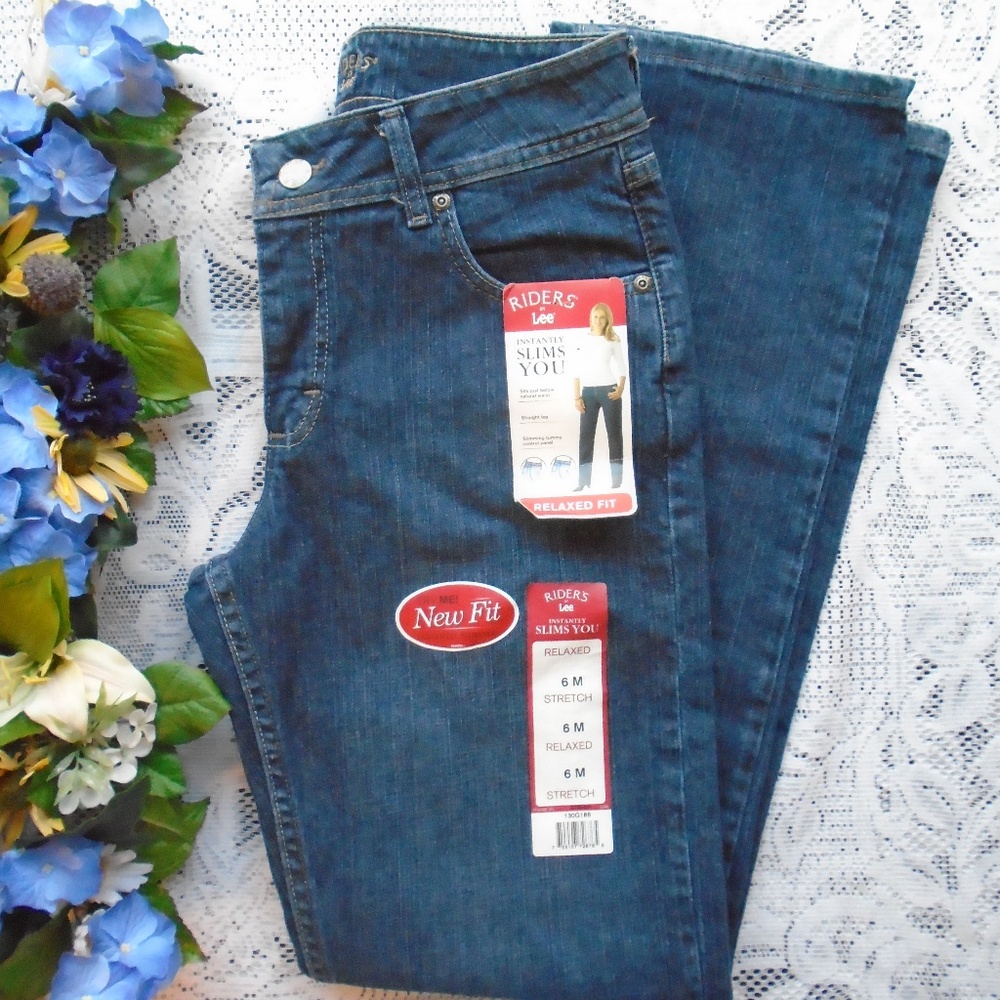 Riders by Lee Jeans NWT Relaxed-Stretch Fit